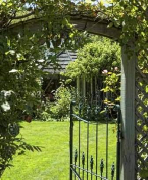 The Summerhouse, Ideal Akaroa location., Akaroa